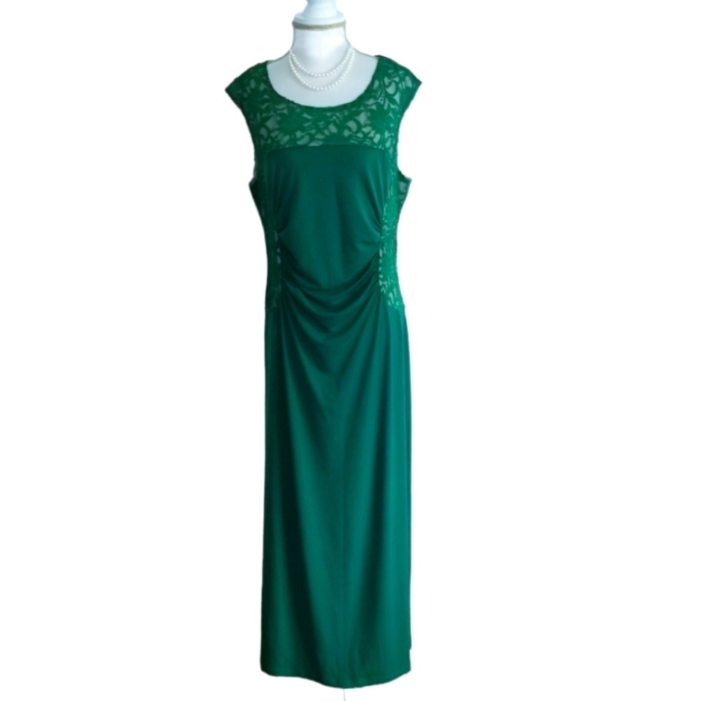 NEW Green Lace Special Occasion Maxi Dress NWOT